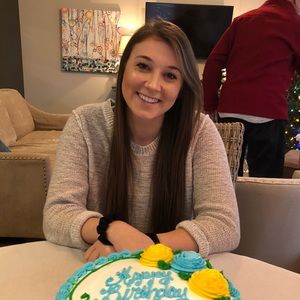 Meet your Posher, Stephanie